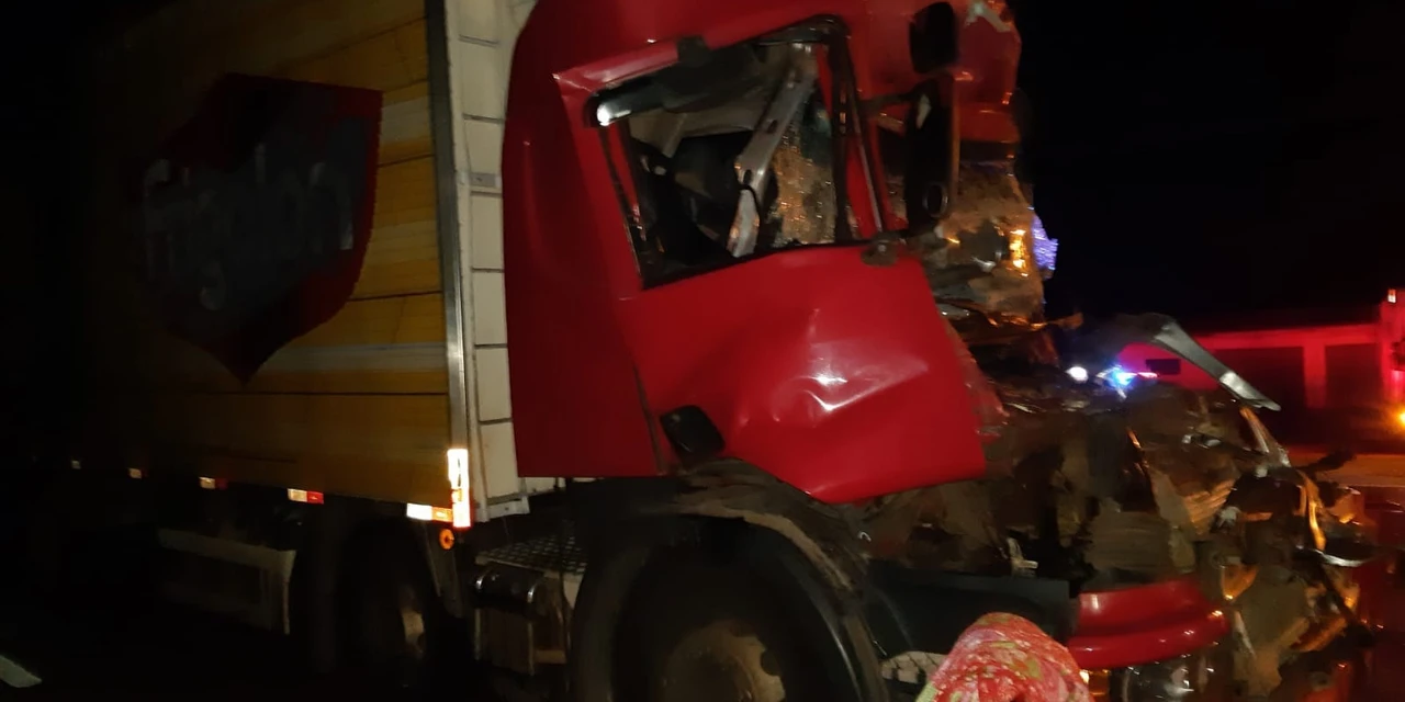 Motorista morre após grave acidente na Souza Naves em PG