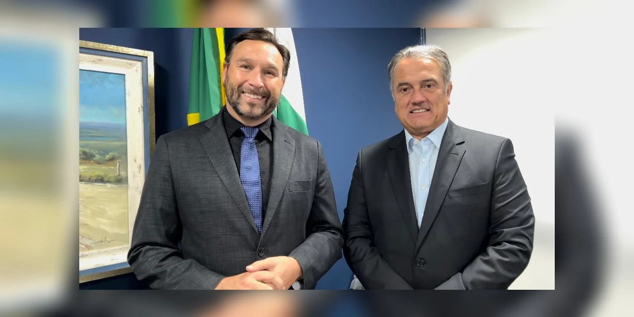 Marcio Pauliki parabeniza Plauto pela conquista de verba para o Hospital do Câncer de Ponta Grossa