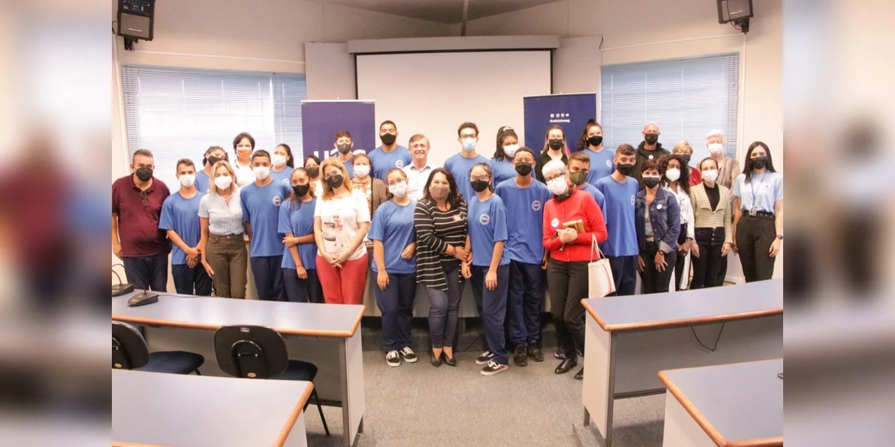 UEPG recepciona Guardas Mirins do programa de “Formação Humana e Profissional”