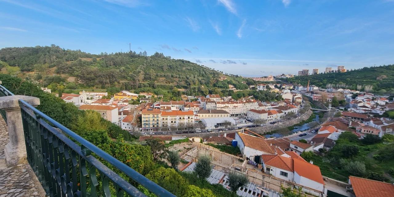 Vinhos & Viagens: 'Alenquer - Terra de vinhos, tradições religiosas e históricas', por Patrícia Ecave