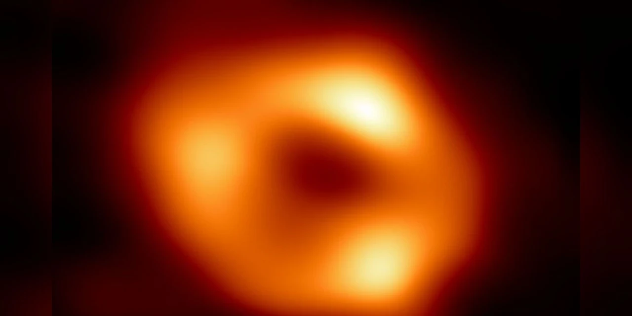 Astrônomos divulgam primeiras imagens de buraco negro da Via Láctea