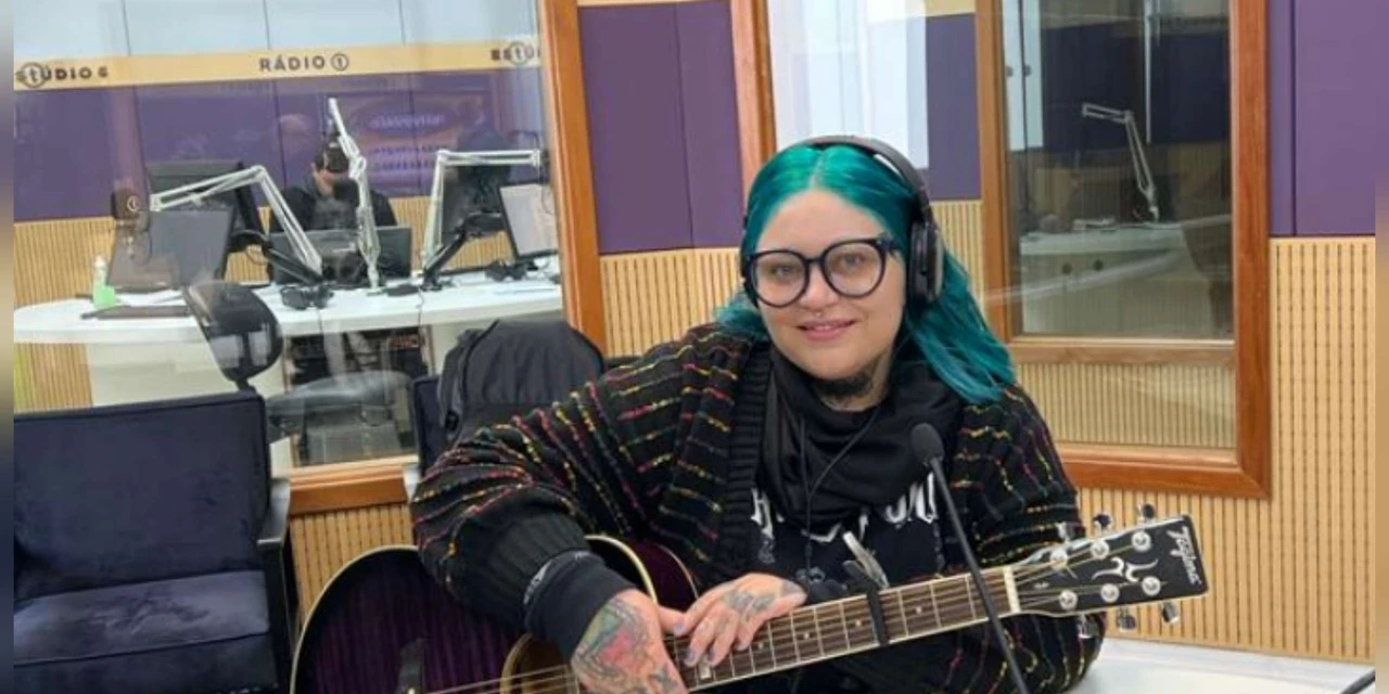 Carreira musical, desafios na pandemia e planos: Confira bate-papo com Isabela Huk, cantora de PG