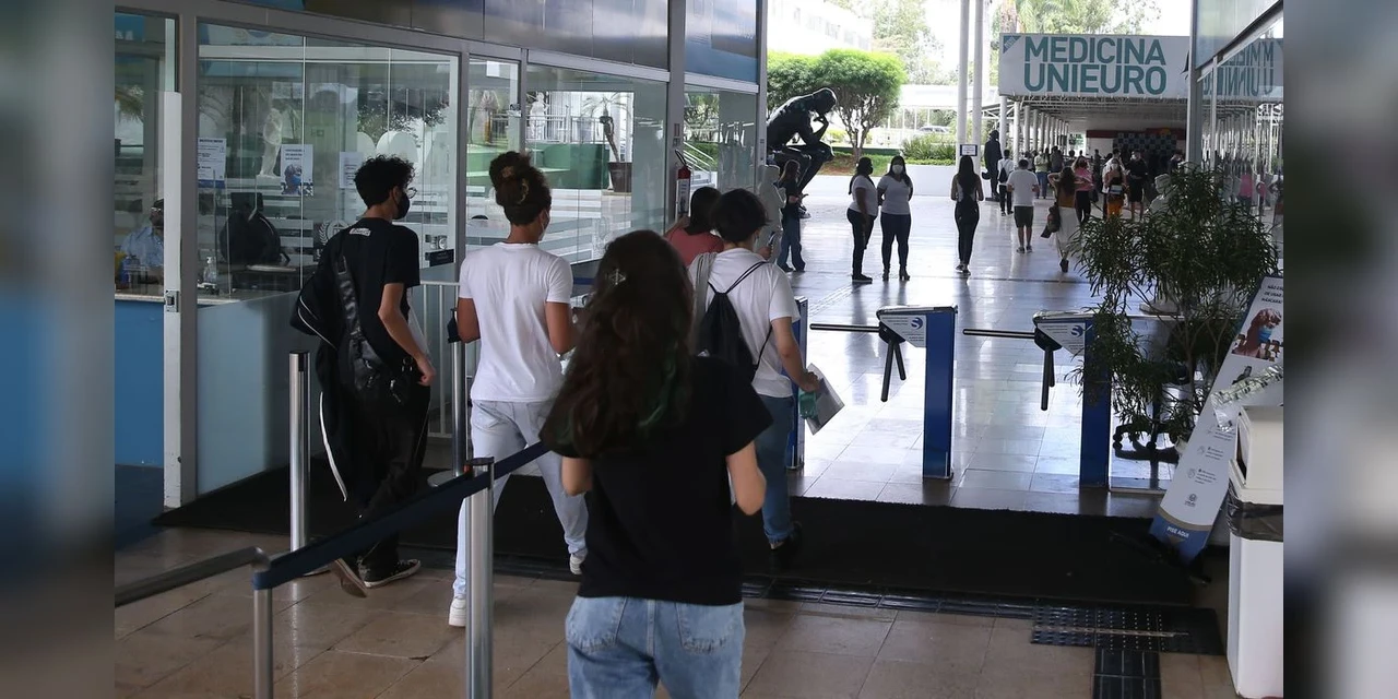 Prazo de inscrições para o Enem 2022 termina amanhã