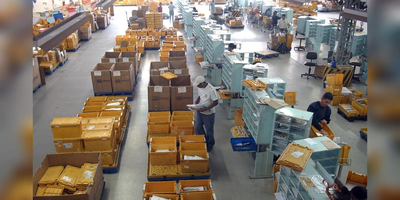 Presidente descarta taxar compra por meio de aplicativos estrangeiros