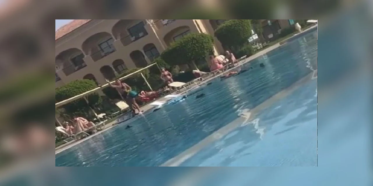 Vídeo: Mulher descobre traição em Ibiza e joga mala do namorado na piscina