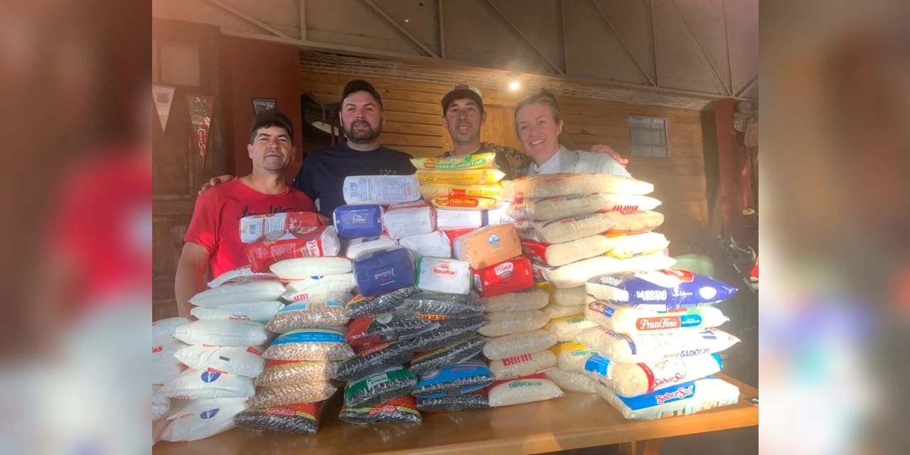 ‘Encontro de Carros Antigos’ garante alimentos a entidades de PG