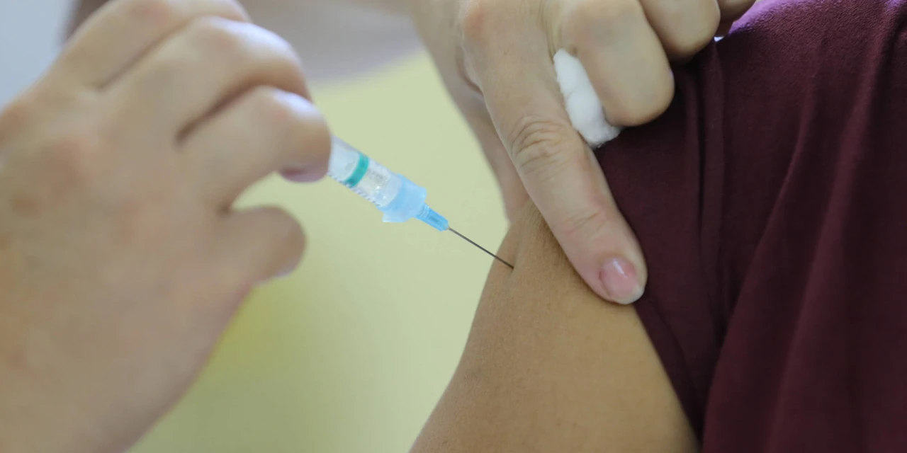 PG abre agendamento da 4ª dose de vacina contra Covid-19 para profissionais de saúde
