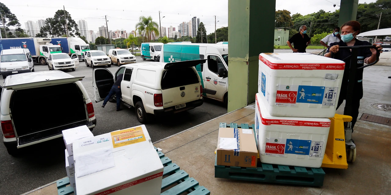 Ponta Grossa recebe mais de 5 mil vacinas contra a Covid-19