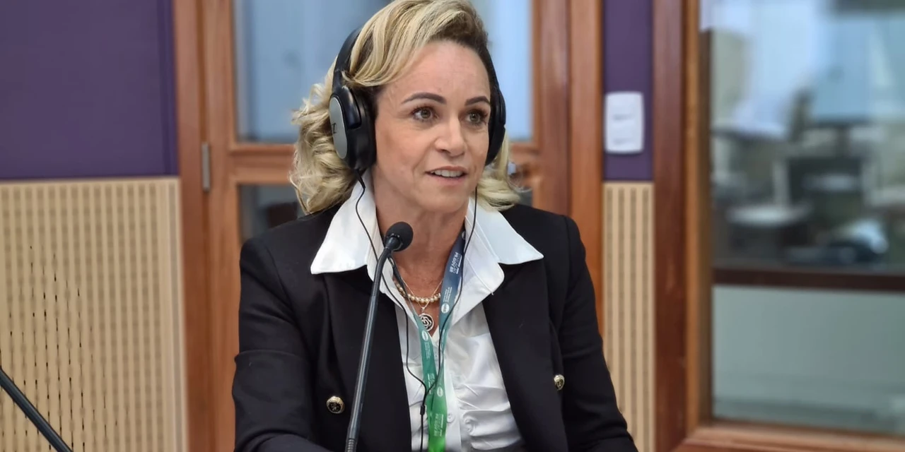 "A função da escola é ensinar e fazer com que aquele indivíduo tenha condições de mudar o seu contexto", afirma chefe do Núcleo Regional de Educação de PG