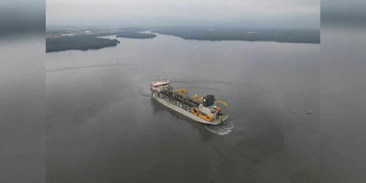Navio que fará a dragagem de areia em Matinhos chega ao Paraná nesta sexta-feira