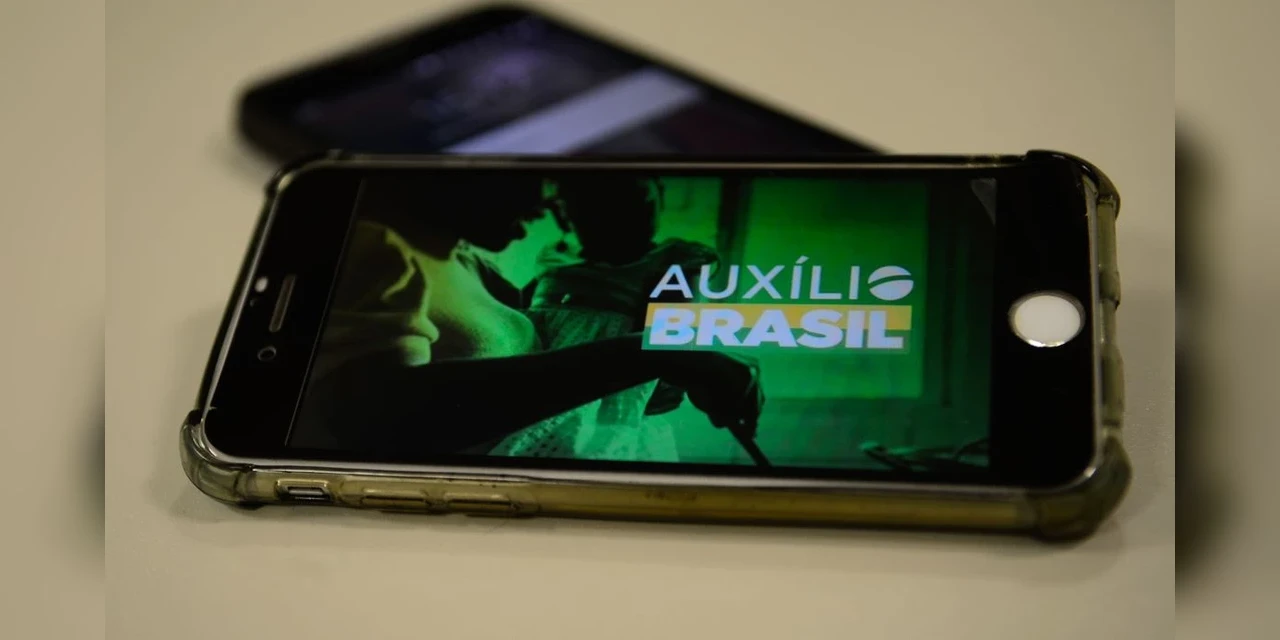 Governo paga Auxílio Brasil a beneficiários com NIS final 9