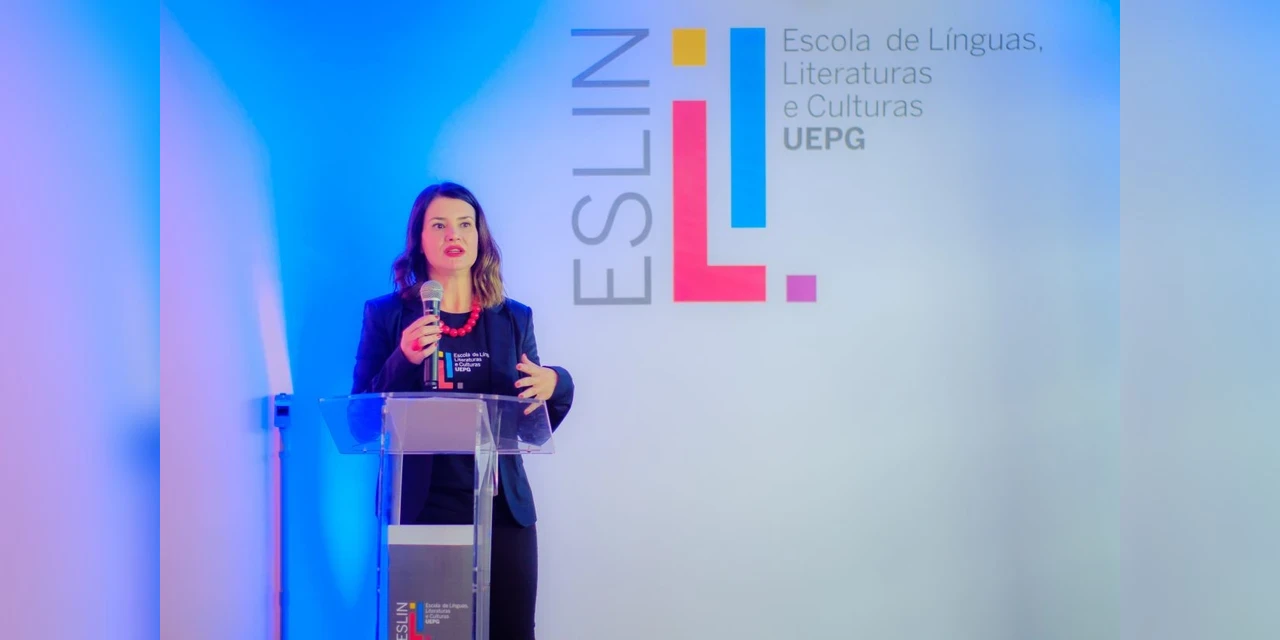 UEPG inaugura Escola de Línguas, Literaturas e Culturas