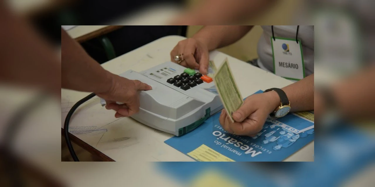 Mesário voluntário tem isenção de taxa de concurso no Paraná