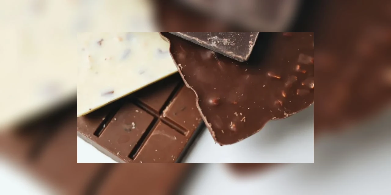 Maior fábrica de chocolate do mundo interrompe produção após casos de Salmonella