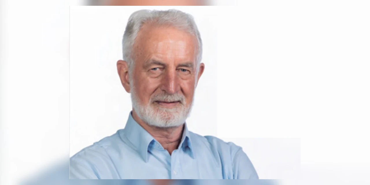 Plauto homenageia Frans Borg com título de Cidadania Paranaense
