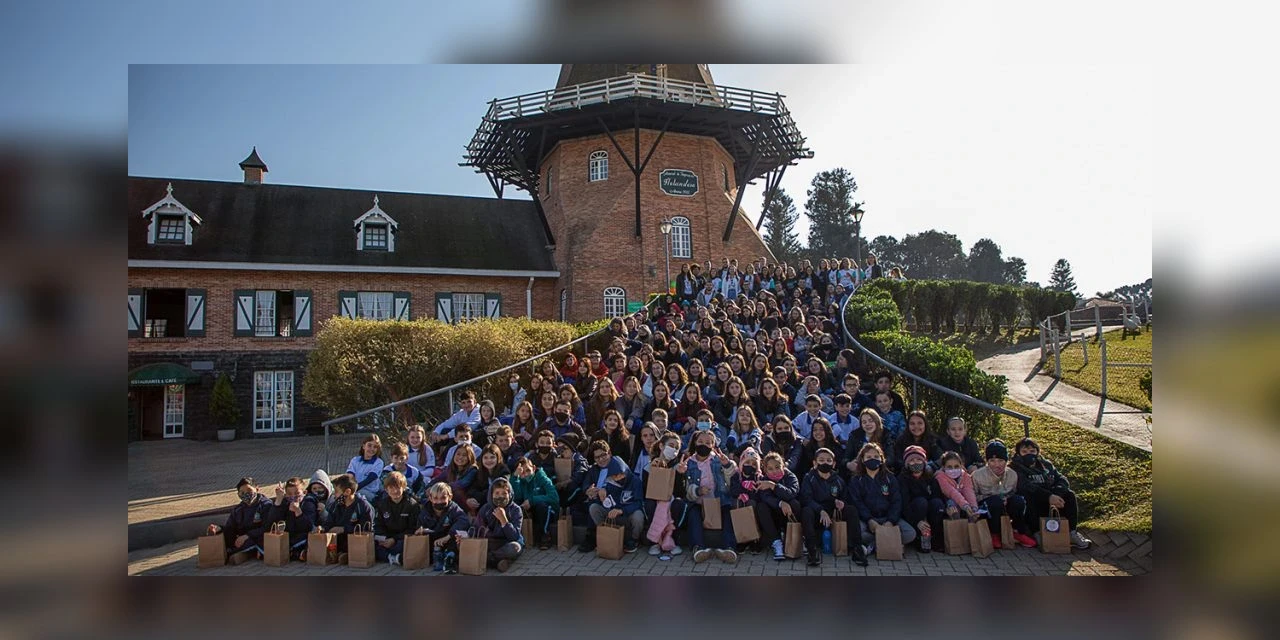 Castrolanda incentiva cooperação entre crianças e jovens com ações educacionais e recreativas