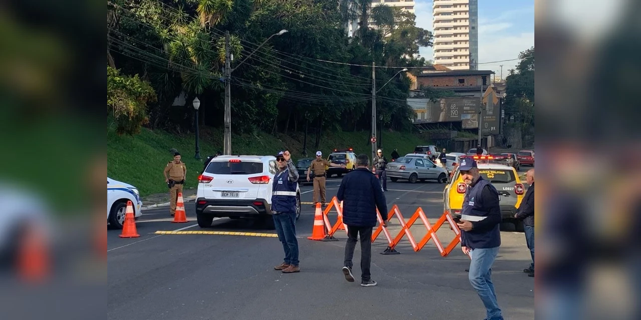 Fotos: Blitz do IPVA flagra mais de 50 veículos com irregularidades em PG