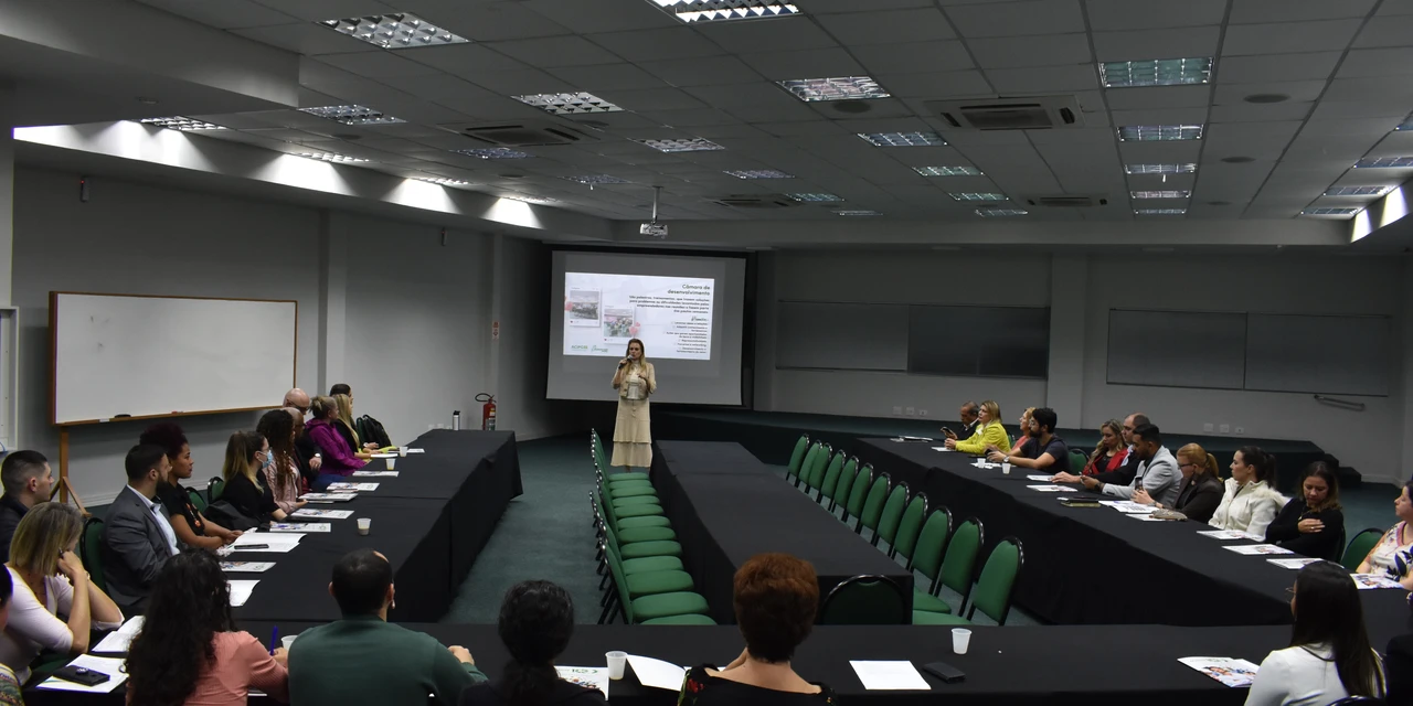 ACIPG reúne empreendedores para lançar Programa Associar