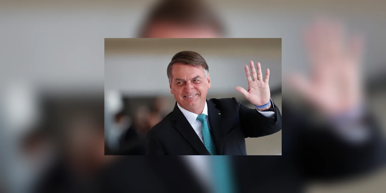 Bolsonaro diz que vai apresentar a presidente da Ucrânia 'solução' para guerra com a Rússia