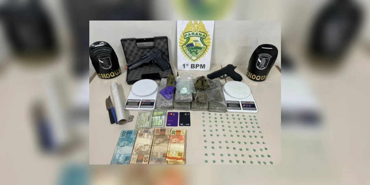 Jovem é preso com armas de fogo falsas e drogas em PG