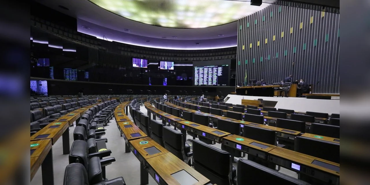 Projeto que autoriza provas de concurso à distância é aprovado pela Câmara dos Deputados