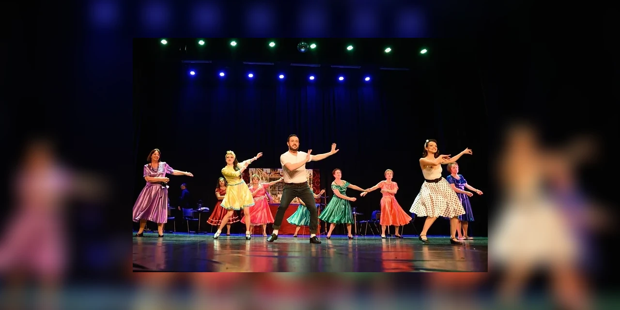 Apresentação 'A História da Dança' do Studio Alan Oliveira é destaque no CulturAção desta terça (9)