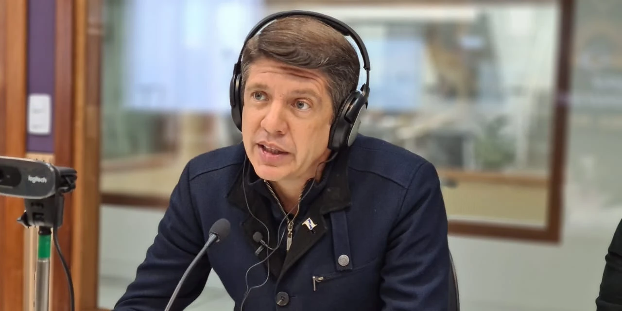 "Me prometeram abertura e possibilidade de trabalhar na Prefeitura como um todo, mas infelizmente não foi o que aconteceu", declara vice-prefeito Capitão Saulo
