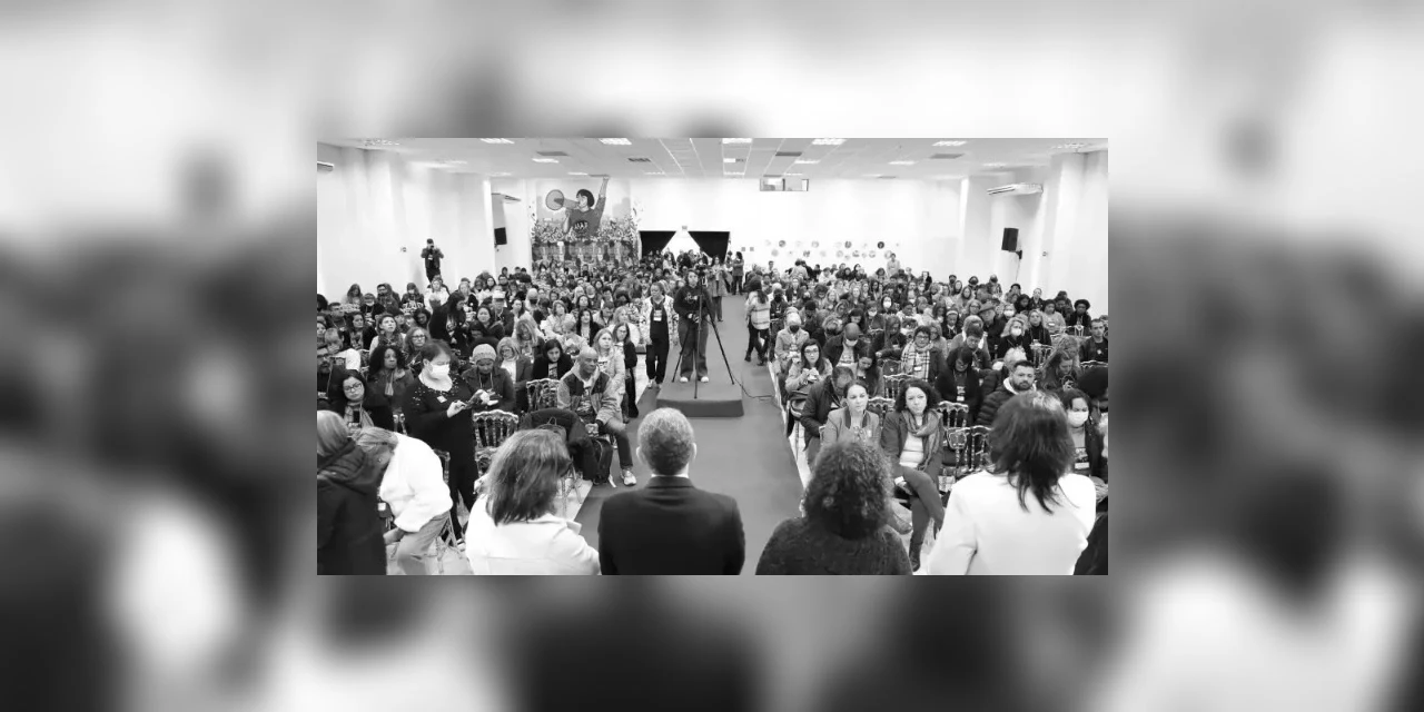 Conferência de Educação é suspensa após morte de professores na BR-376