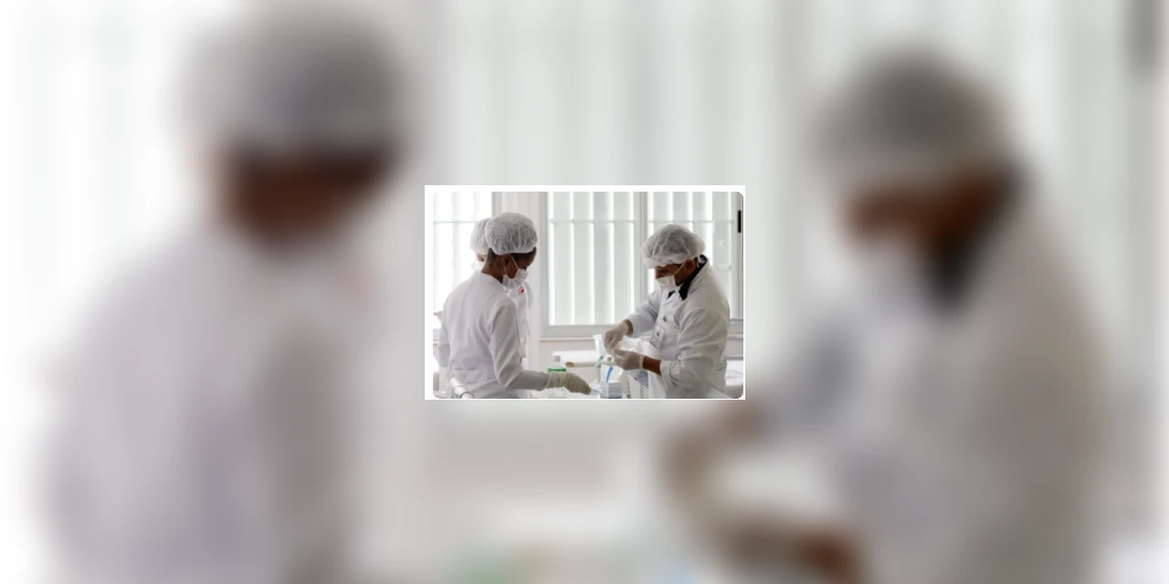 Como é feita a primeira consulta com a ginecologista?