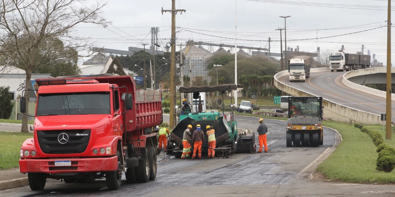 Revitalização do pavimento no trevo do Vendrami provoca alterações no trânsito em PG