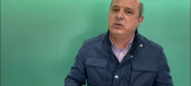 Vídeo: 'Escolinha do Barbiero' - Piso nacional de enfermagem é merecido, mas pode se tornar um caos para os hospitais!