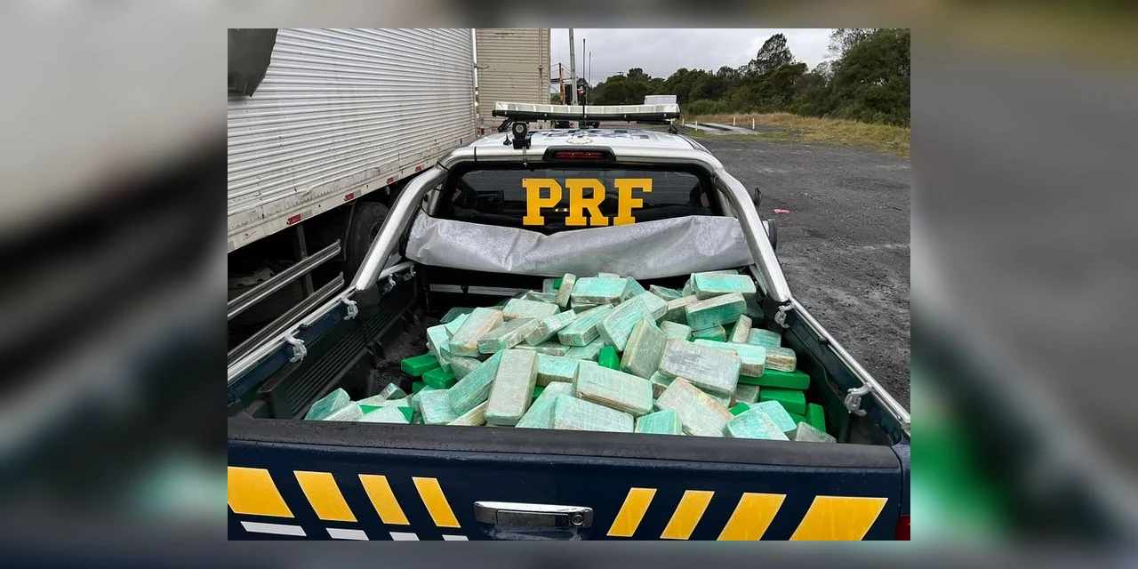 PRF e PF apreendem quase meia tonelada de cocaína e pasta-base no Paraná