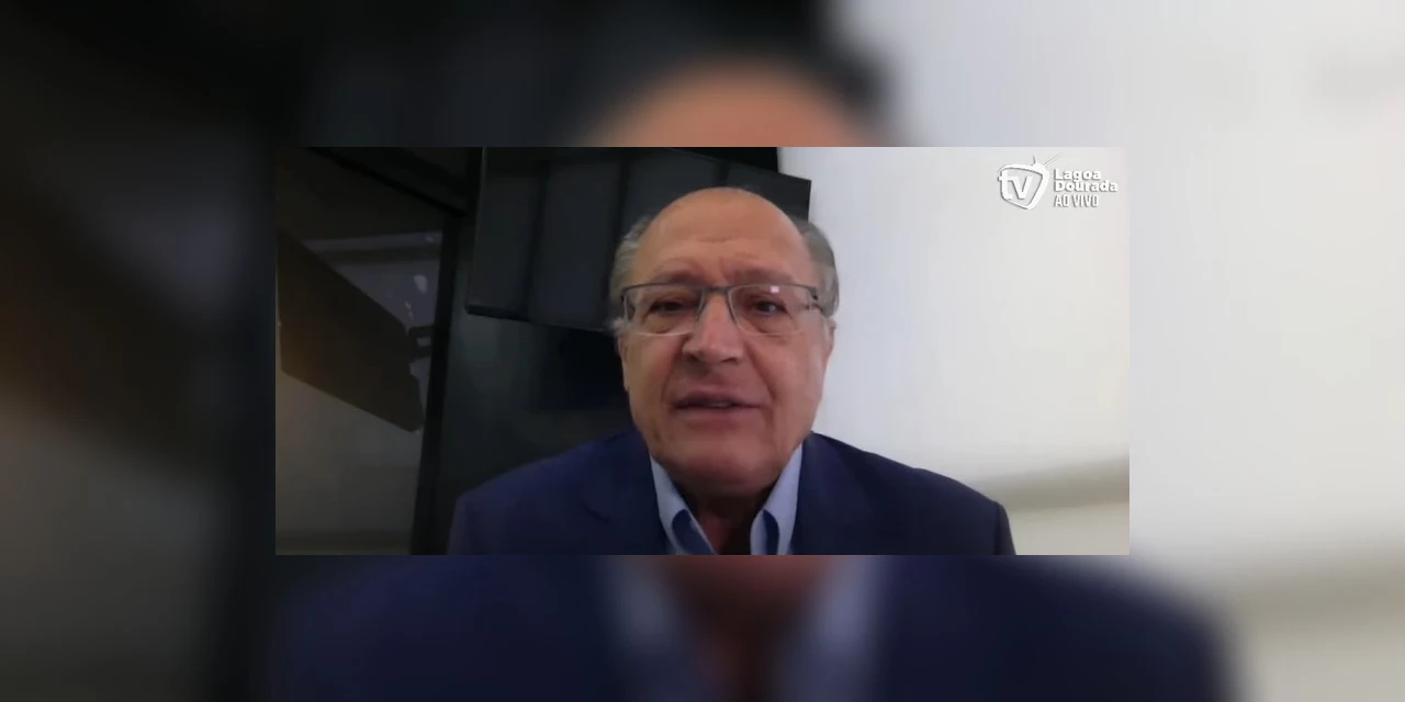 "Sempre estivemos do mesmo lado: do lado do povo brasileiro", ressalta Alckmin sobre reaproximação com Lula