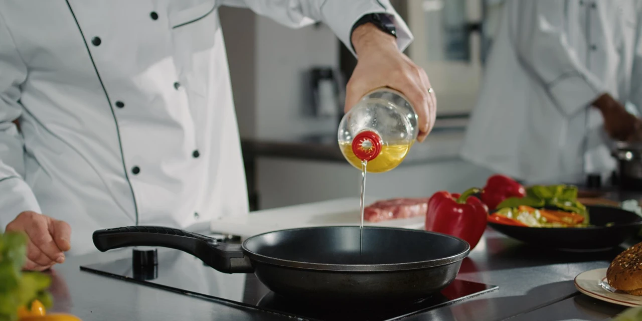 Excesso de óleo no preparo de alimentos pode ser nocivo à saúde
