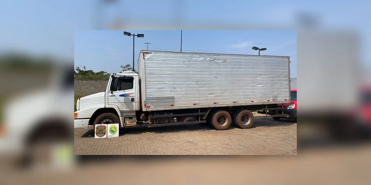 Forças policiais realizam apreensão milionária de cigarros contrabandeados no Paraná