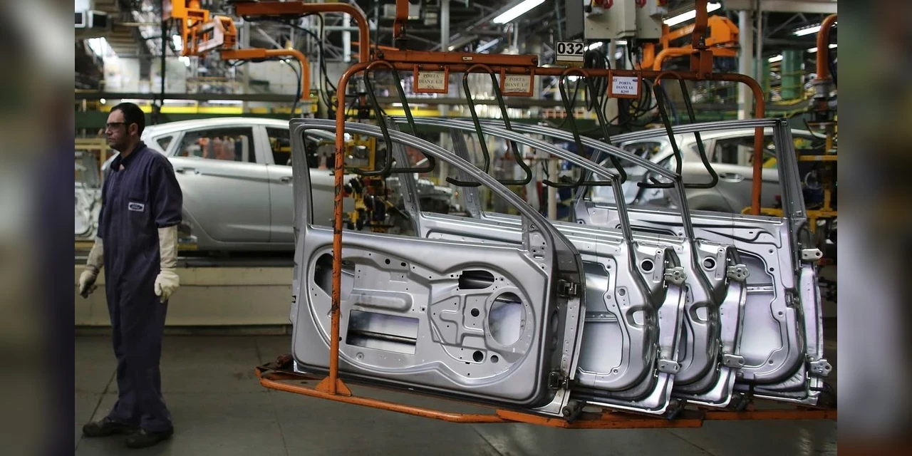 Indústria do Paraná desacelera em julho, aponta IBGE