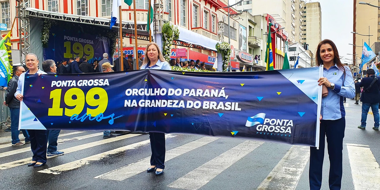 Fotos: Confira como foi o desfile em comemoração aos 199 anos de PG