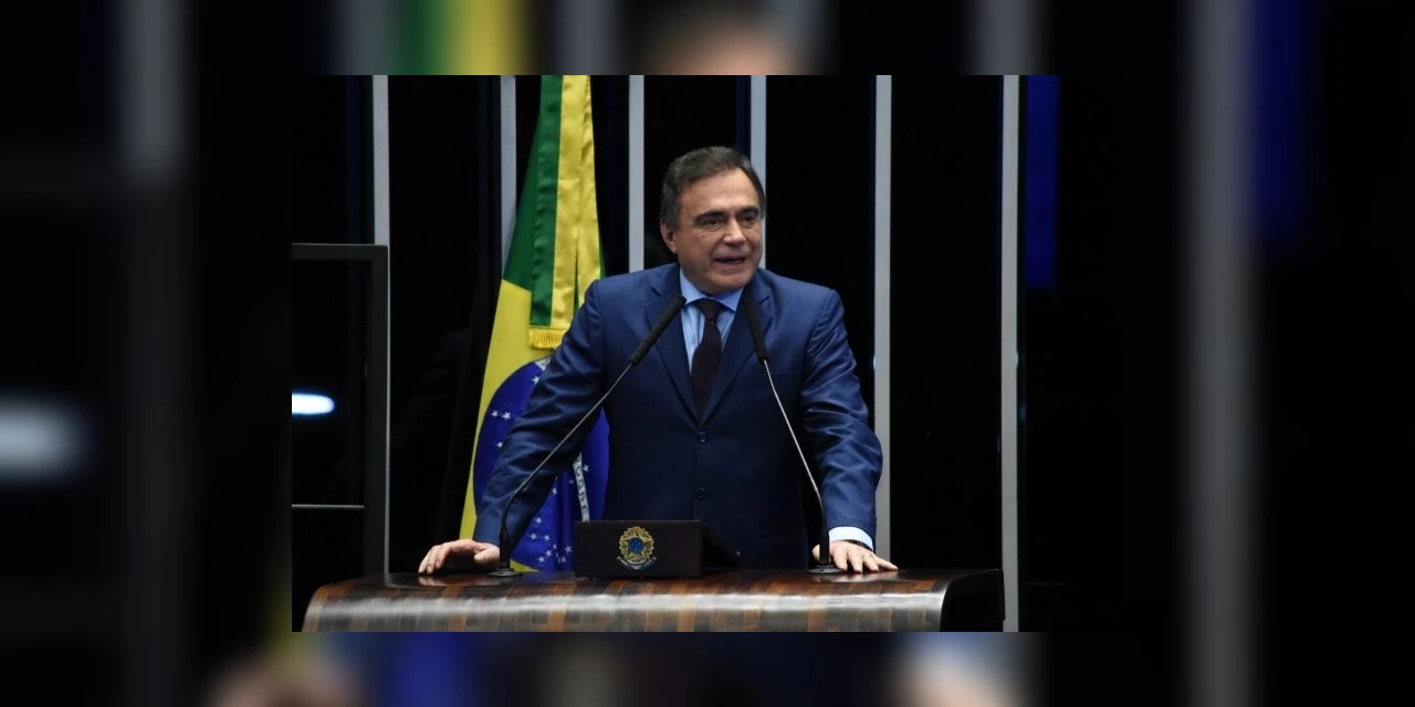 Projeto que facilita fabricação de medicamentos para tratamento e diagnóstico de diversas doenças é de autoria de Alvaro Dias