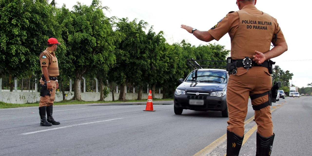 Comando da PM Paraná se reúne e avalia medidas para liberação de rodovias