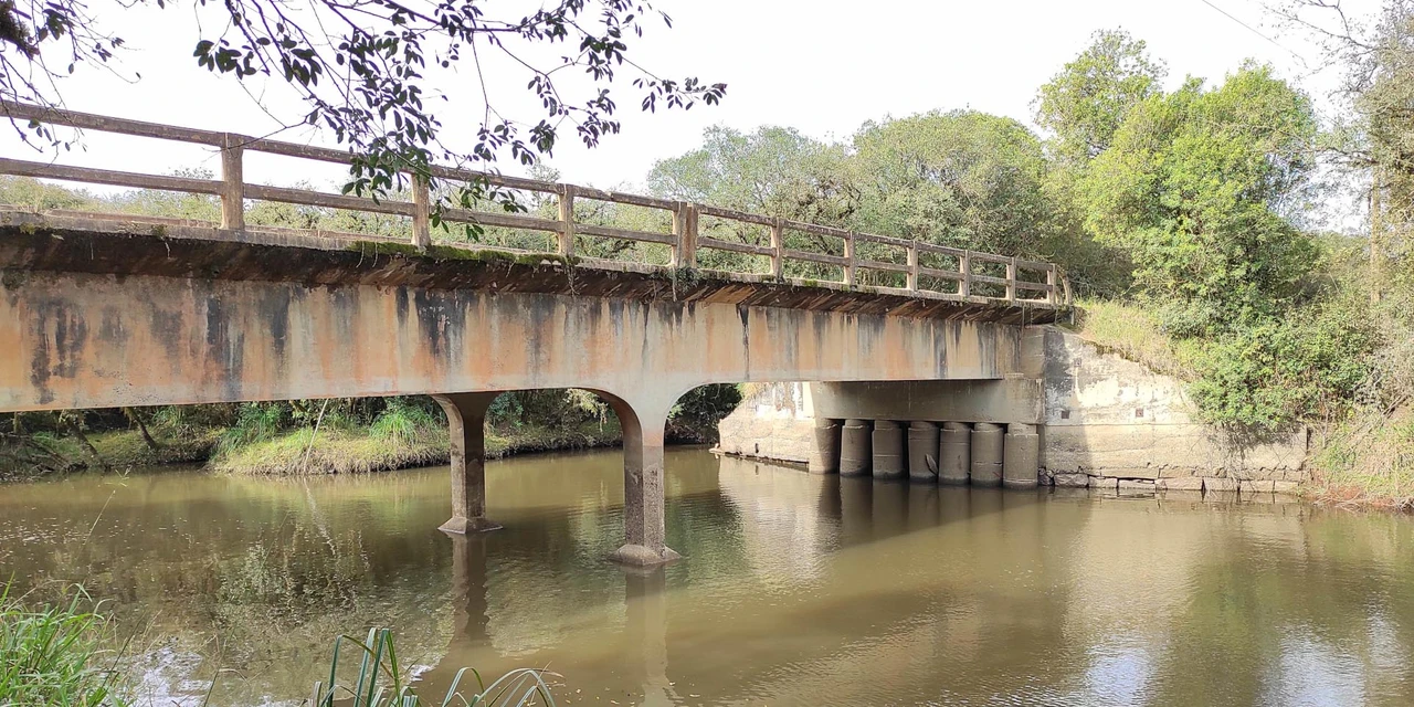 Reforma de pontes nos Campos Gerais e Norte Pioneiro deve ter investimento de R$ 6,4 milhões