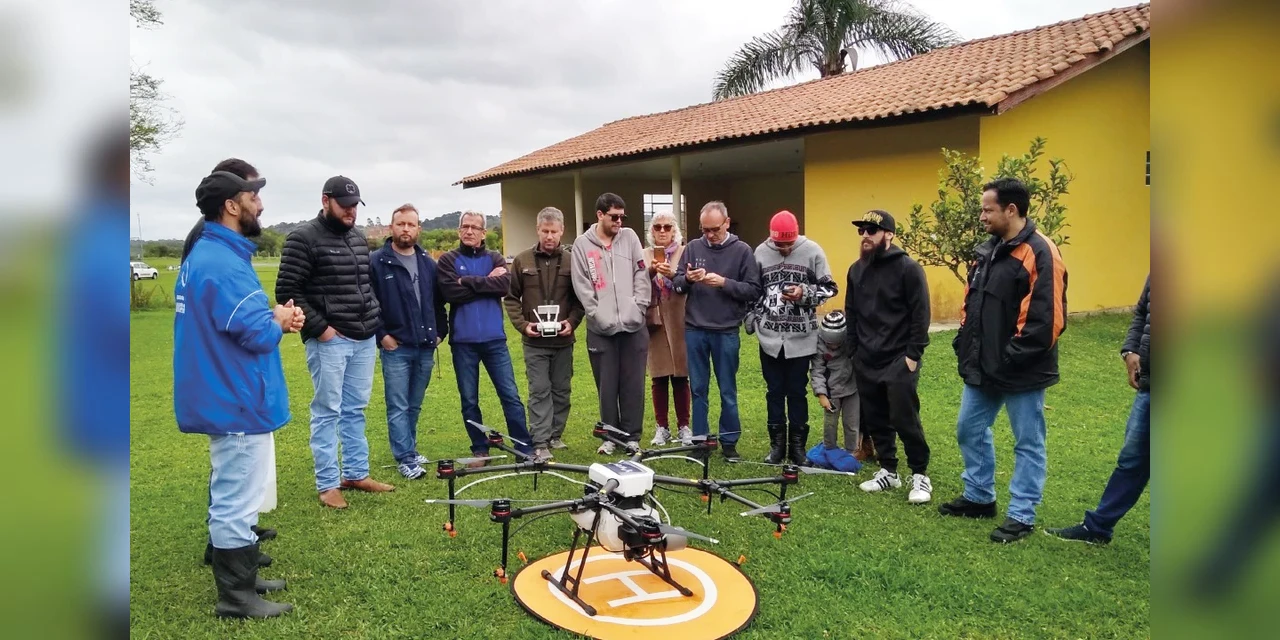 Transforme sua vida em 2023 faça agora a Formação Avançada em Drones na Agricultura