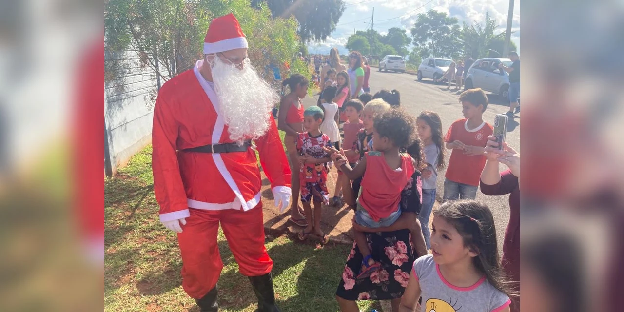 Ação de Natal é realizada para mais de 600 crianças no Costa Rica