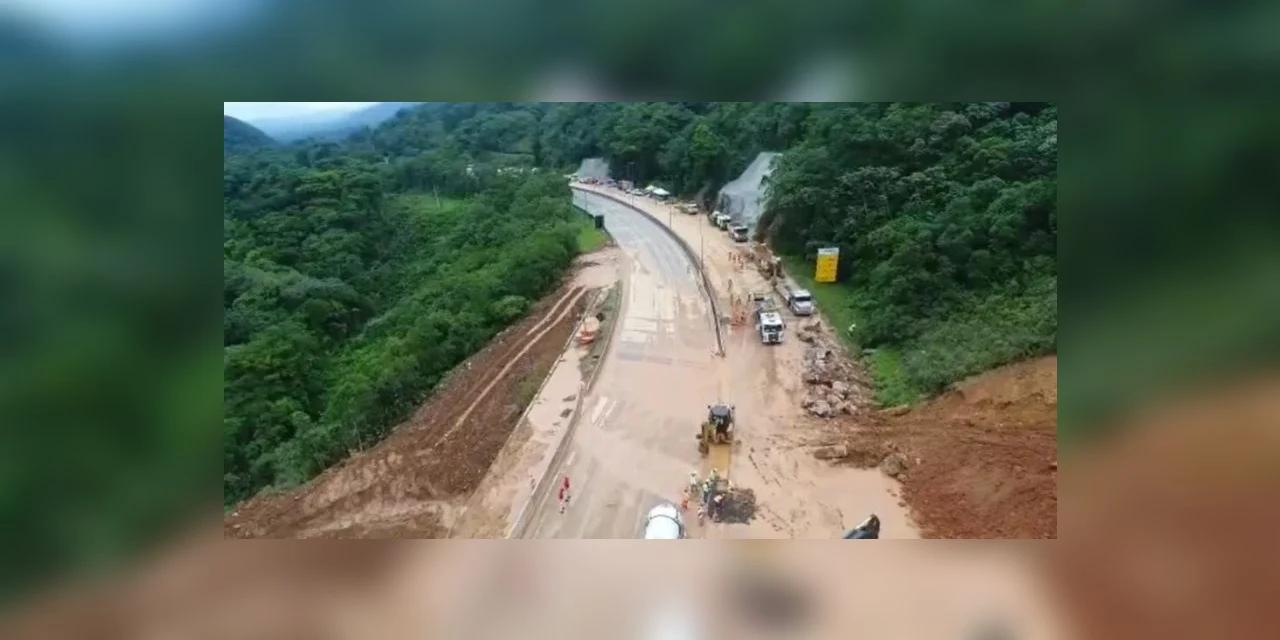 Inmet aponta riscos de novos deslizamentos no Paraná e SC