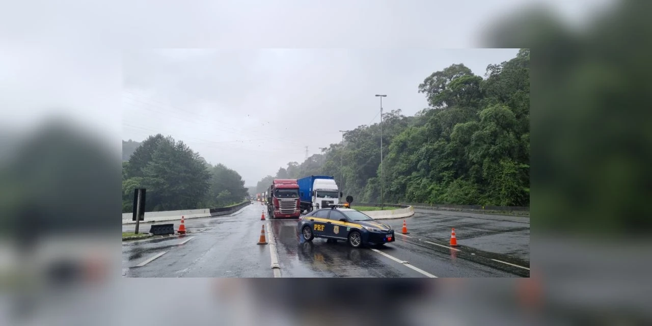 PRF mantém bloqueio preventivo na BR-376, nos dois sentidos
