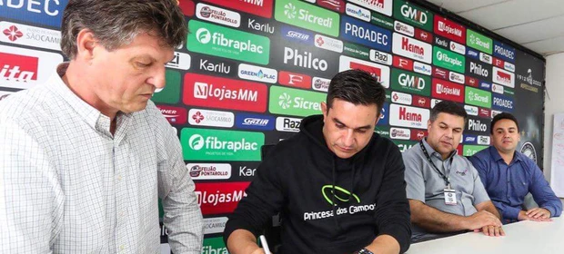 Expresso Princesa dos Campos renova contrato de patrocínio com o Operário para 2023