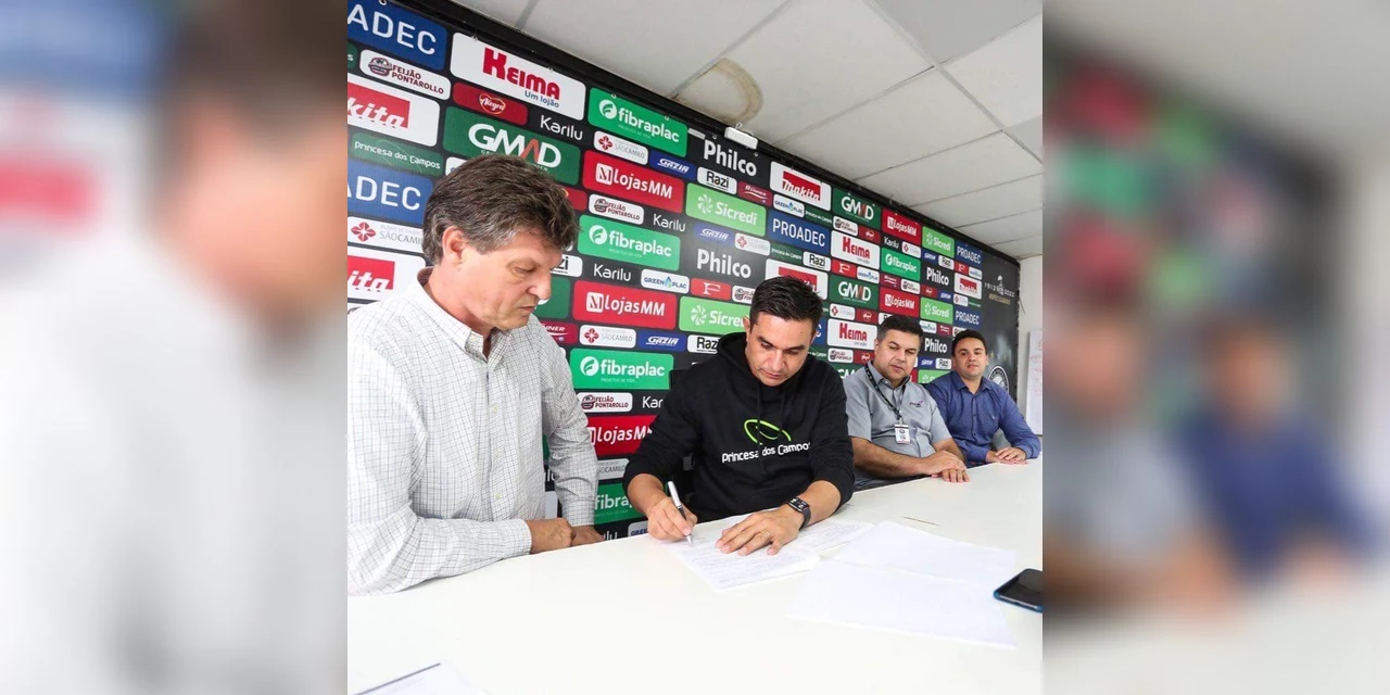 Expresso Princesa dos Campos renova contrato de patrocínio com o Operário para 2023