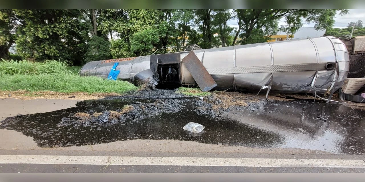 Morre segunda vítima de tombamento de caminhão de piche na BR-376