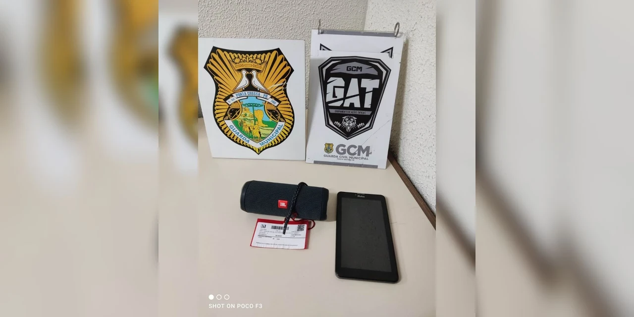 Dupla é detida após furtar estabelecimento comercial no Centro de PG
