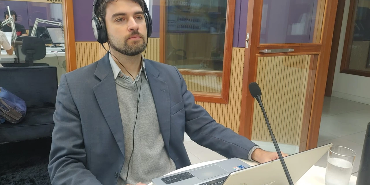 "Este governo vai ter a difícil tarefa de colocar os ânimos no seu lugar correto", afirma professor Pedro Miranda