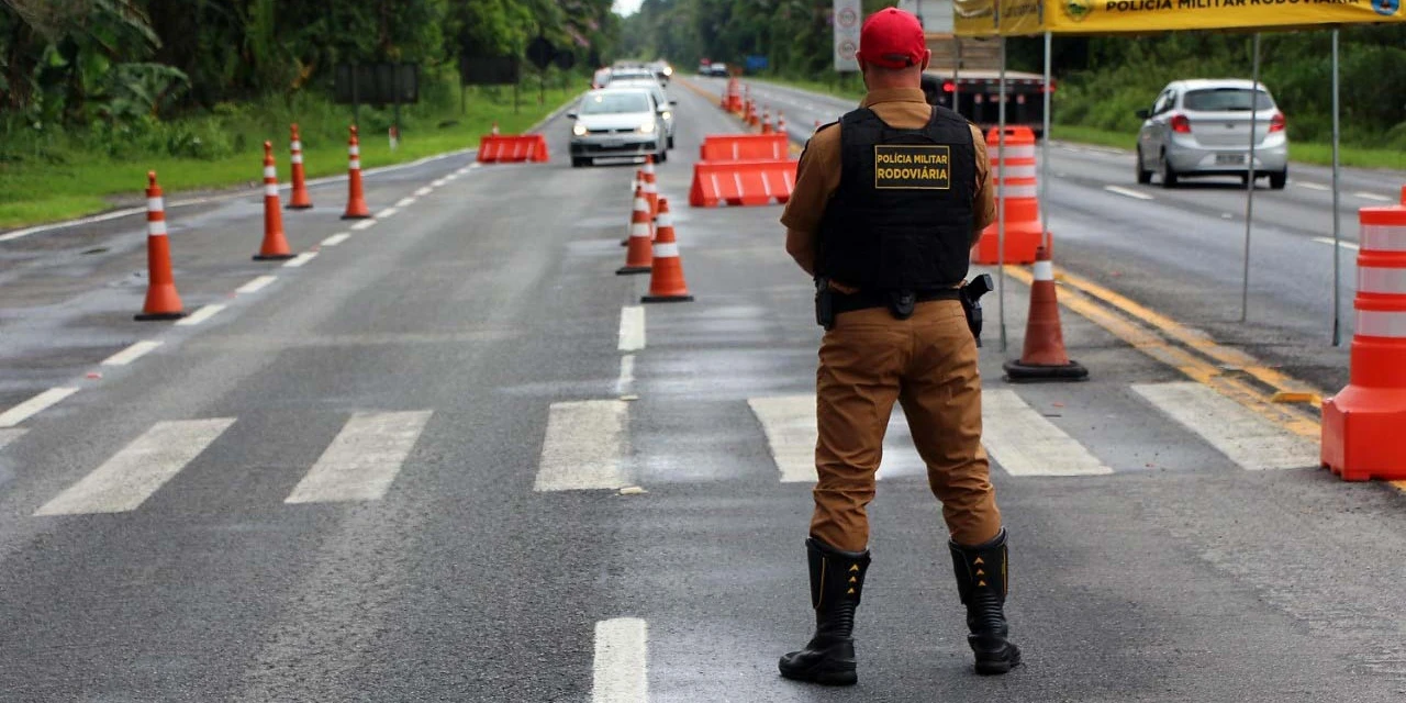 Polícia Rodoviária Estadual emitiu mais de mil autos de infração por dia em 2022